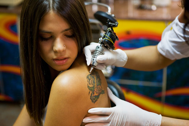 The 10 Stages Of Getting Your First Tattoo | Zikoko!