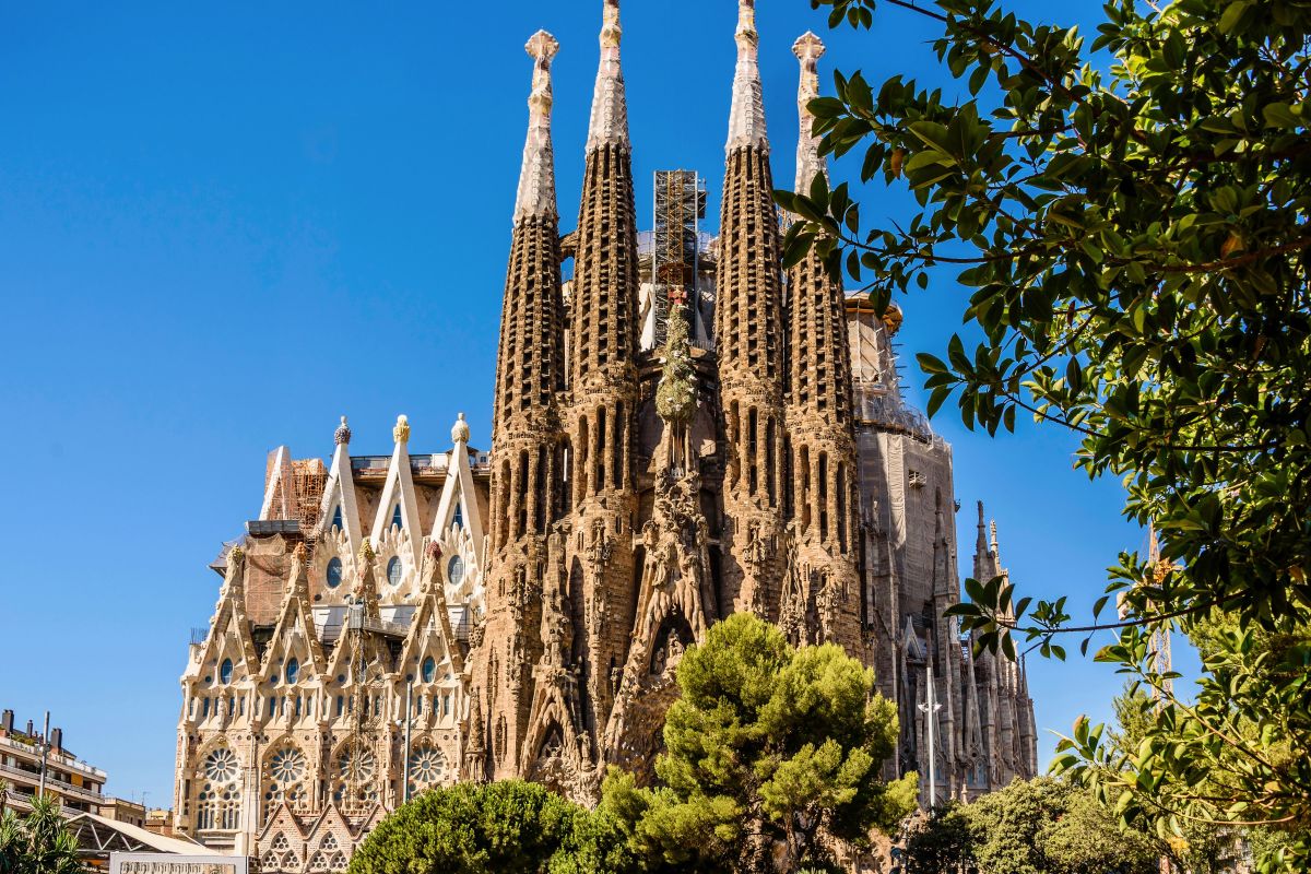 Where is La Sagrada Familia?