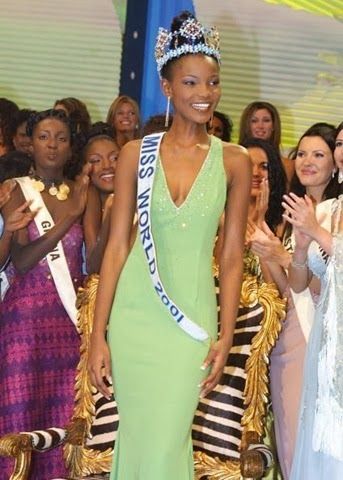 When did Agbani Darego win Nigeria's first and only Miss World title?
