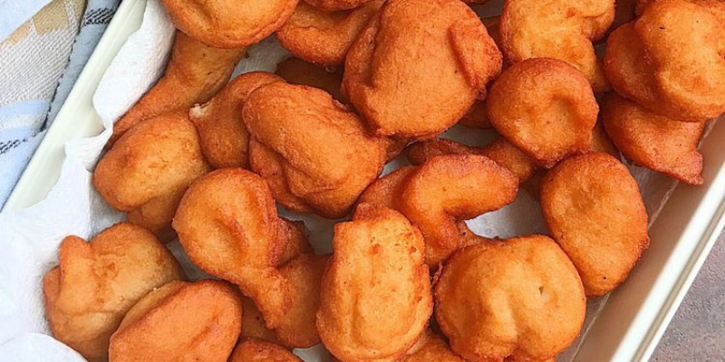 What is Akara made of?