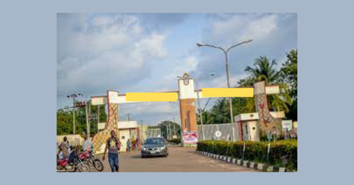 Which university's main gate is this?