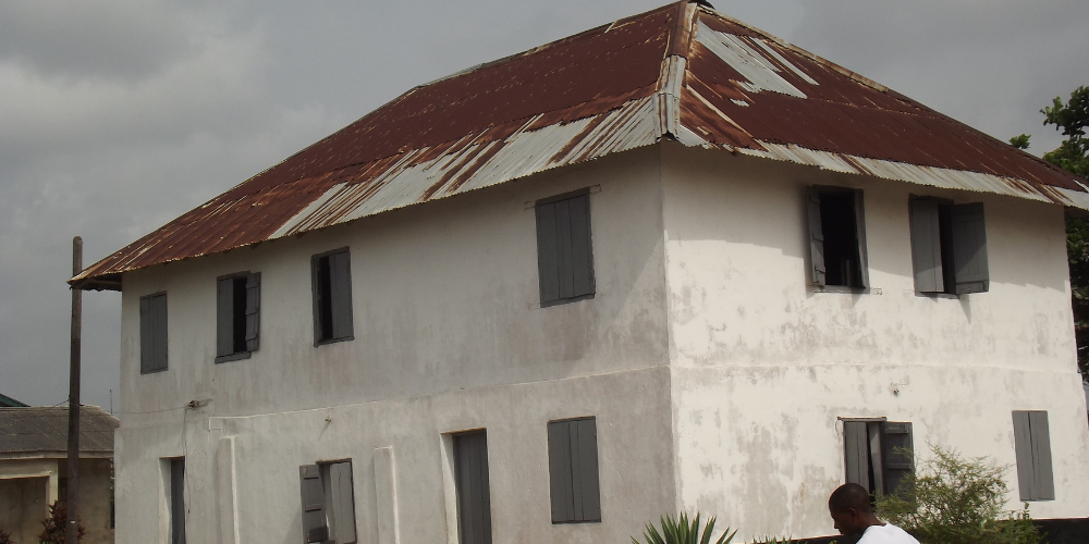 The first storey-building in Nigeria is located in Badagry, Lagos. What year was it built?