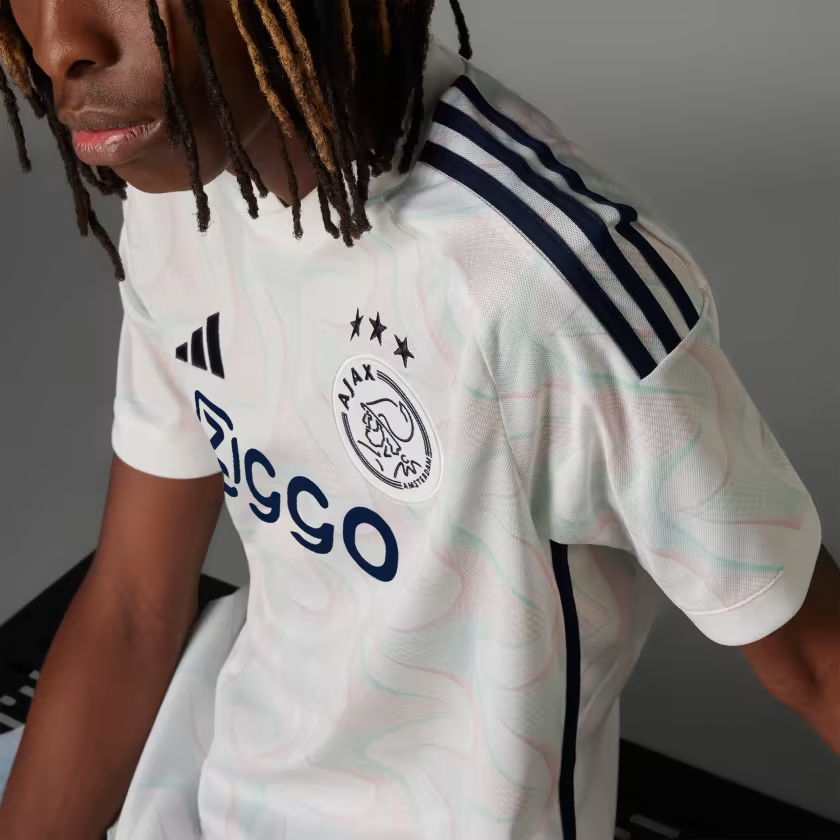 The 10 Best Football Kits of the 2023/2024 Season