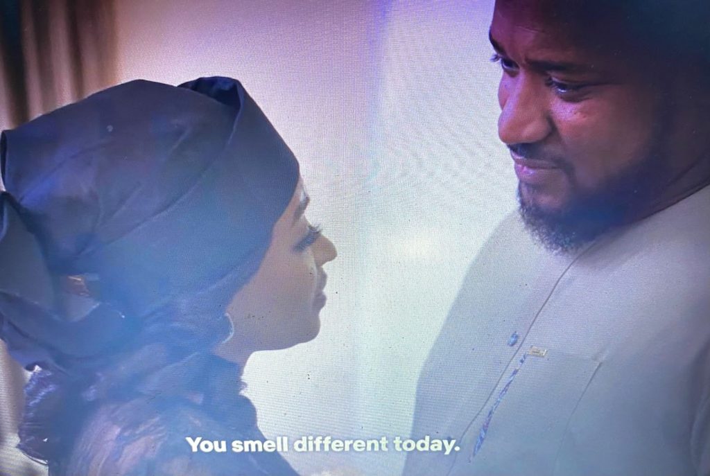 8 Signs Your Babe Eats Other People’s Food at Work